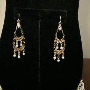 Chandelier earrings
